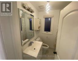 15 Shandara Crescent, Toronto, ON M1R1G1 Photo 11