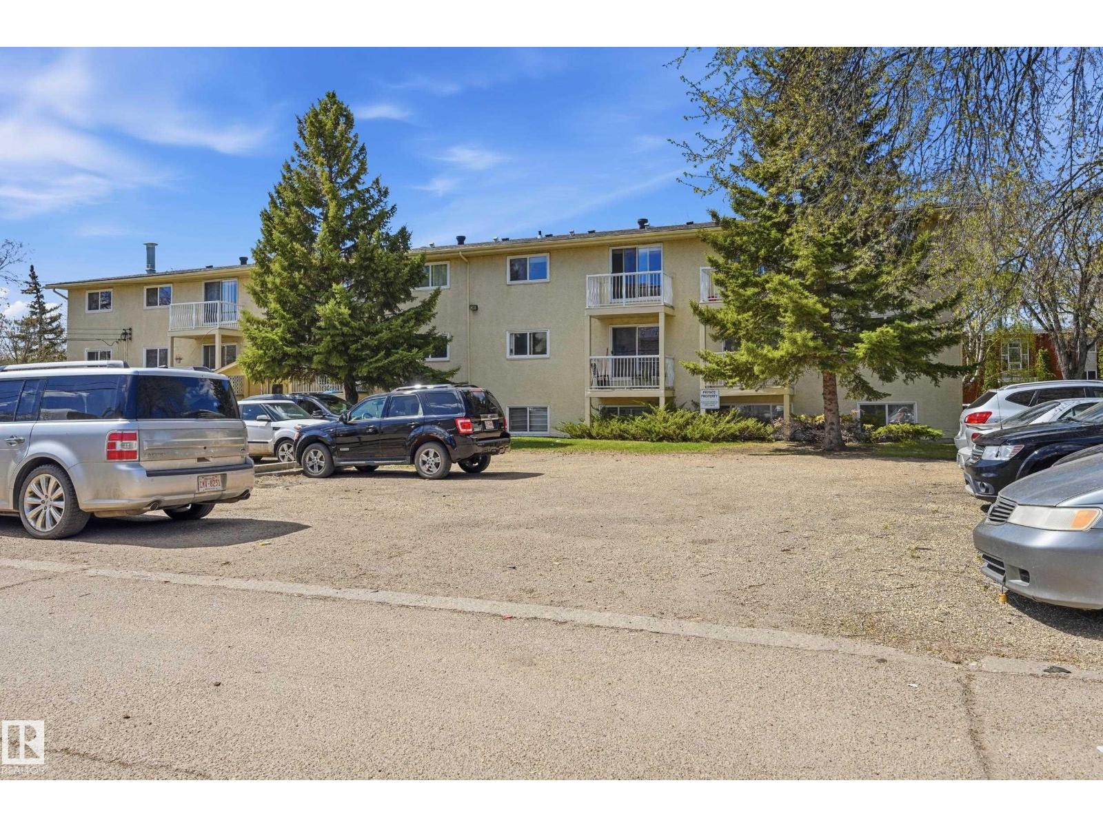 #305 10811 115 ST NW - 34