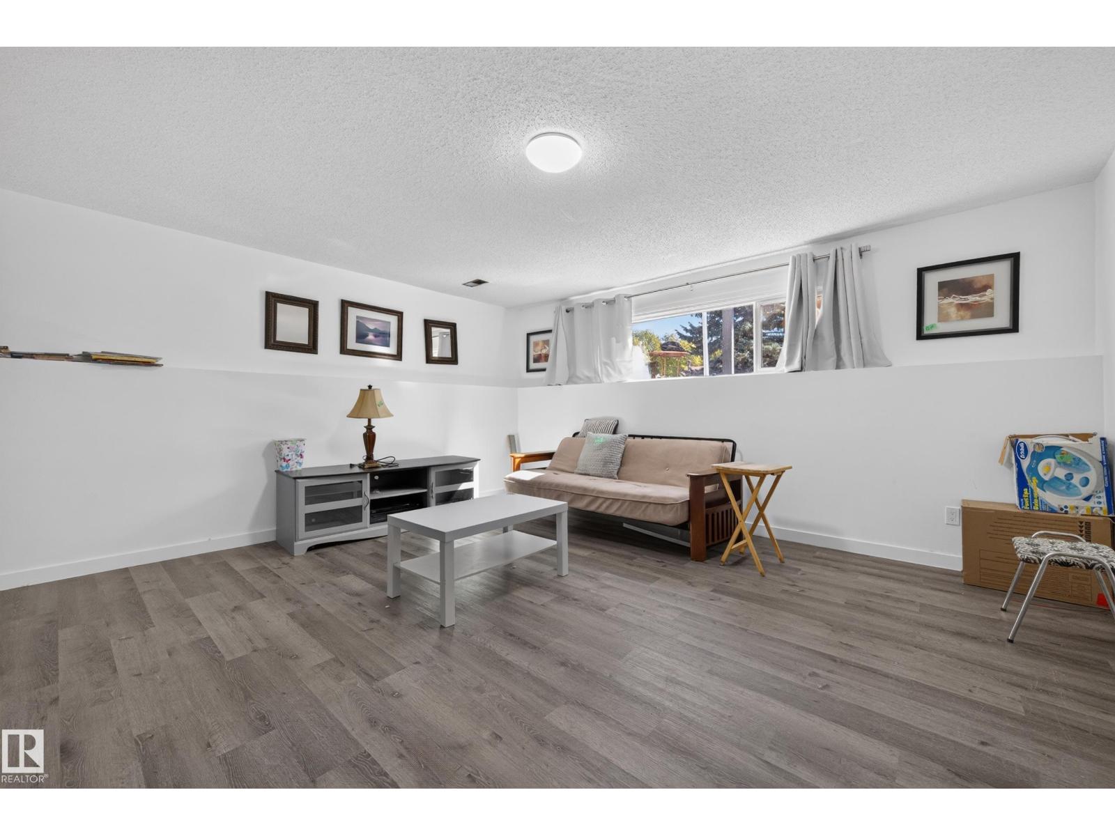 37 GRAHAM RD - Image 22