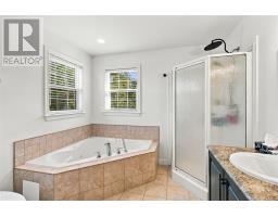 11 Webster Place thumbnail 24