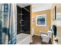 59 Carpasian Road thumbnail 11