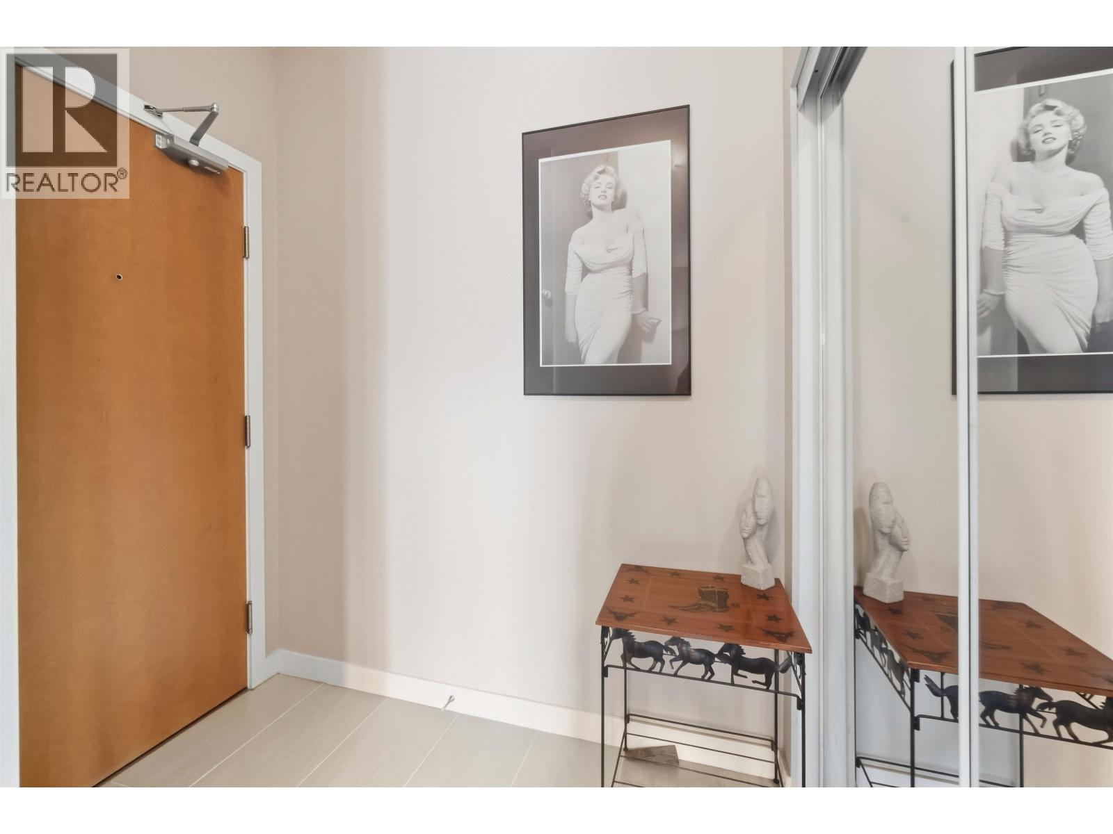 1802 400 CAPILANO ROAD, Port Moody