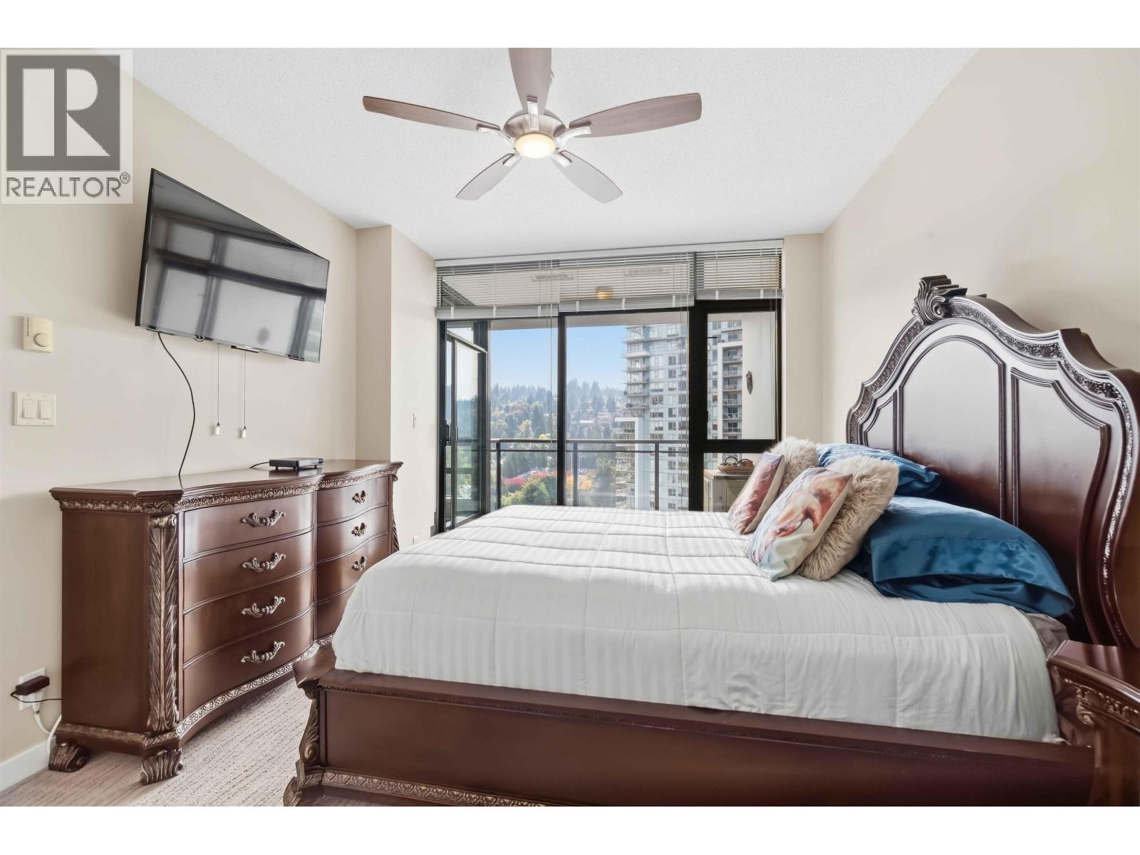1802 400 CAPILANO ROAD, Port Moody