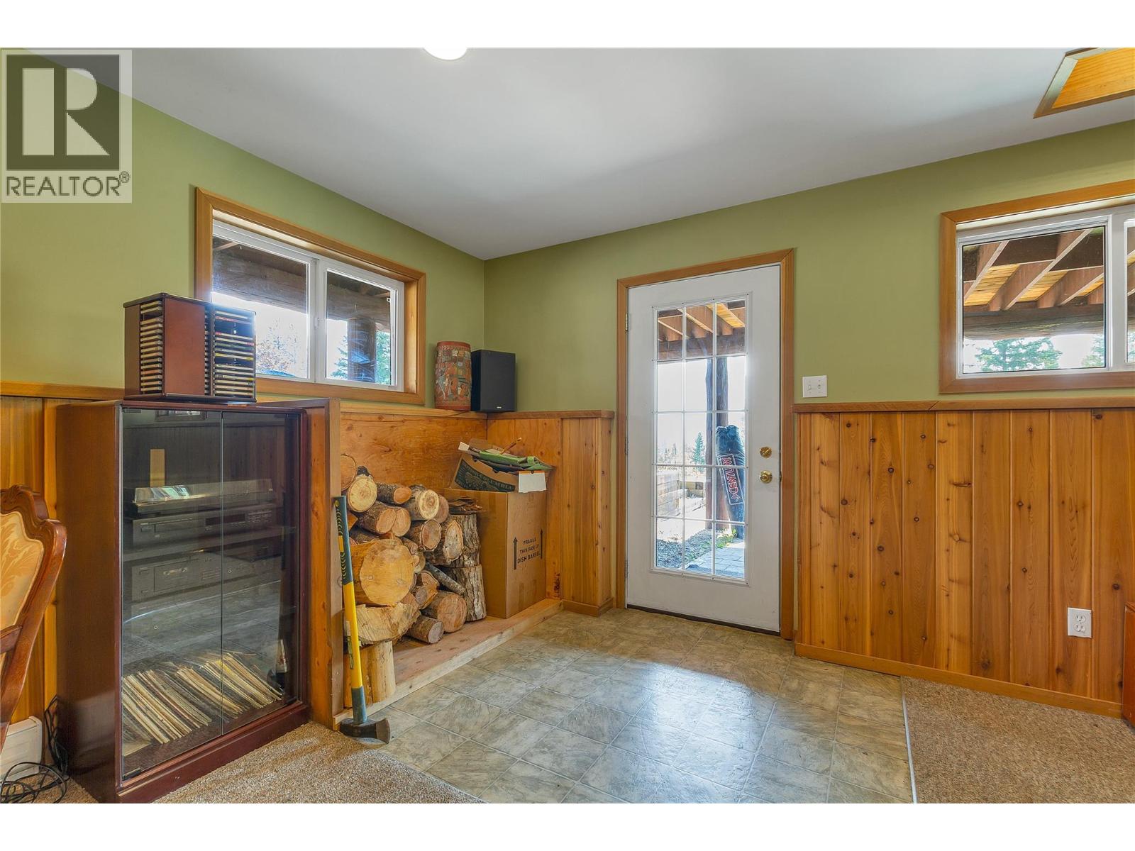27 Pine Road - 38