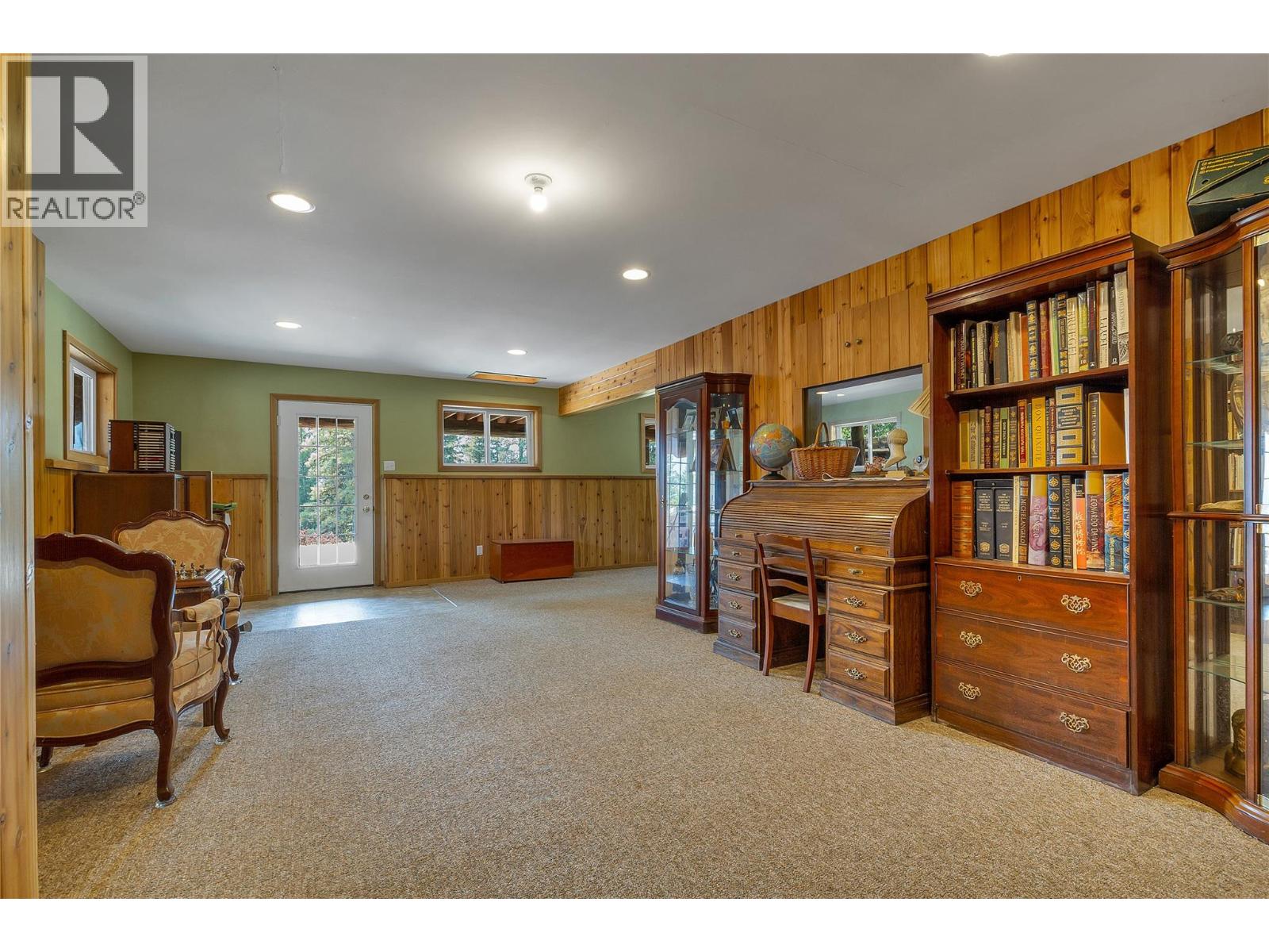 27 Pine Road - Image 41