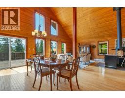 Foyer - 27 Pine Road, Cherryville, BC V0E2G3 Photo 9