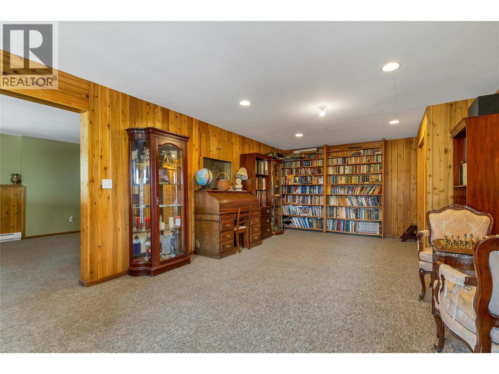 27 Pine Road - 37