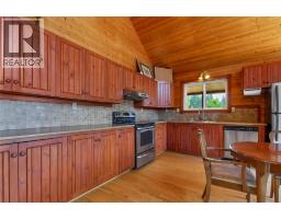 Dining room - 27 Pine Road, Cherryville, BC V0E2G3 Photo 12
