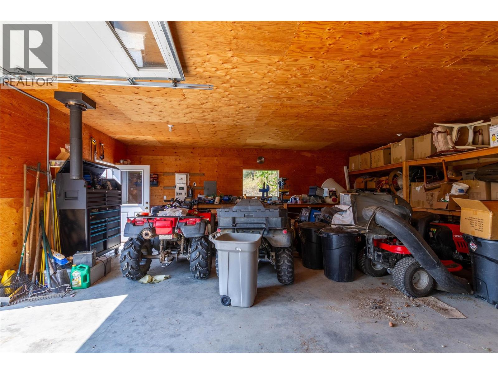 27 Pine Road - 50