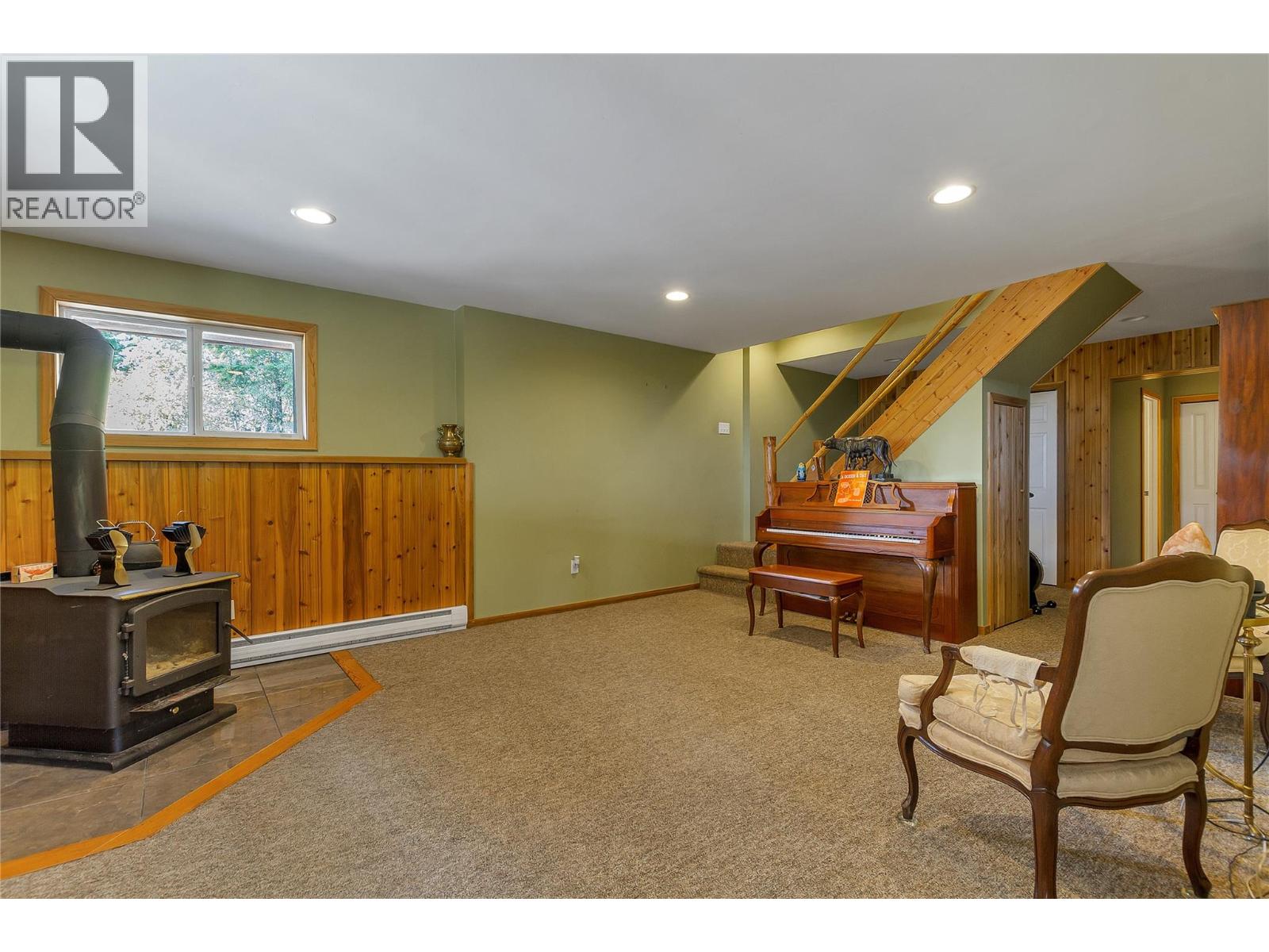 27 Pine Road - Image 43