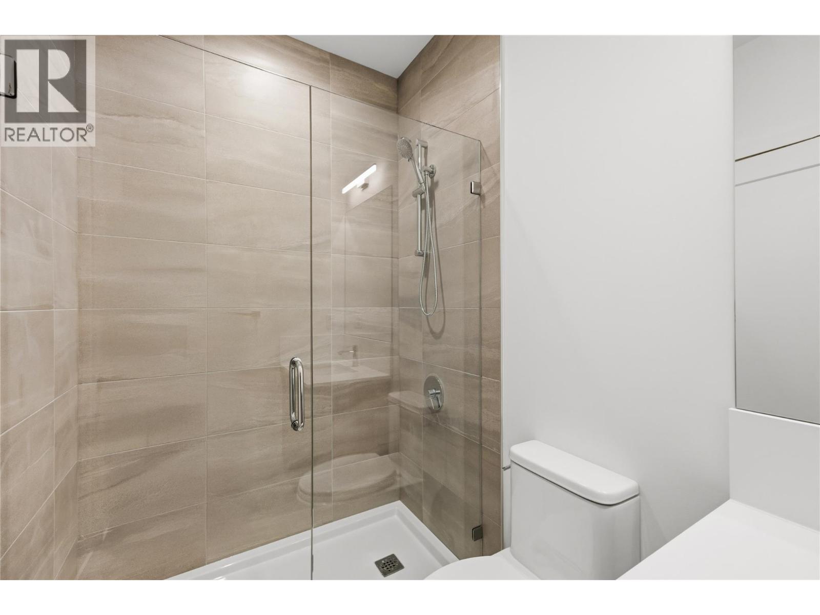 270 Riverside Drive Unit# 415, Penticton