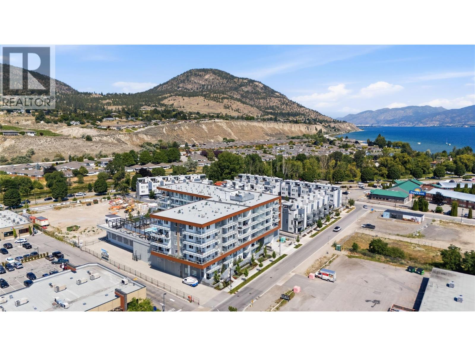 270 Riverside Drive Unit# 415, Penticton