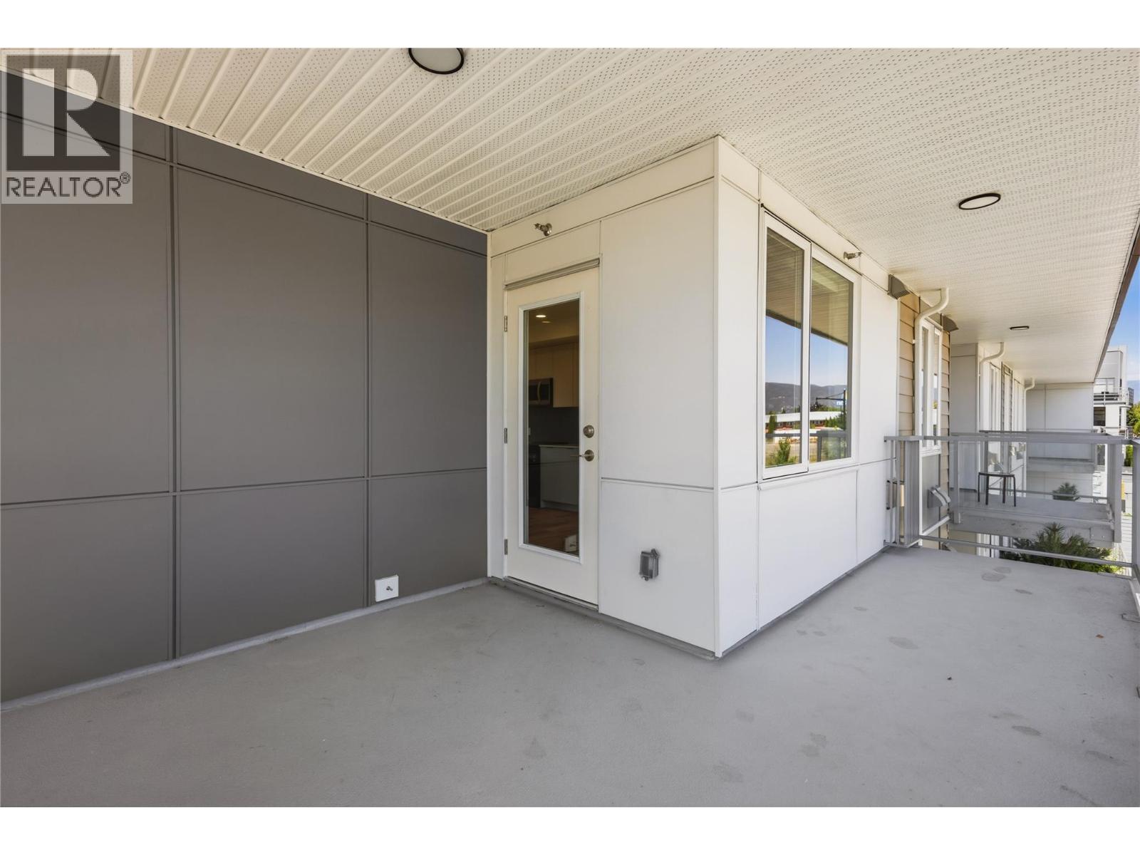 #415 270 Riverside Drive - 15