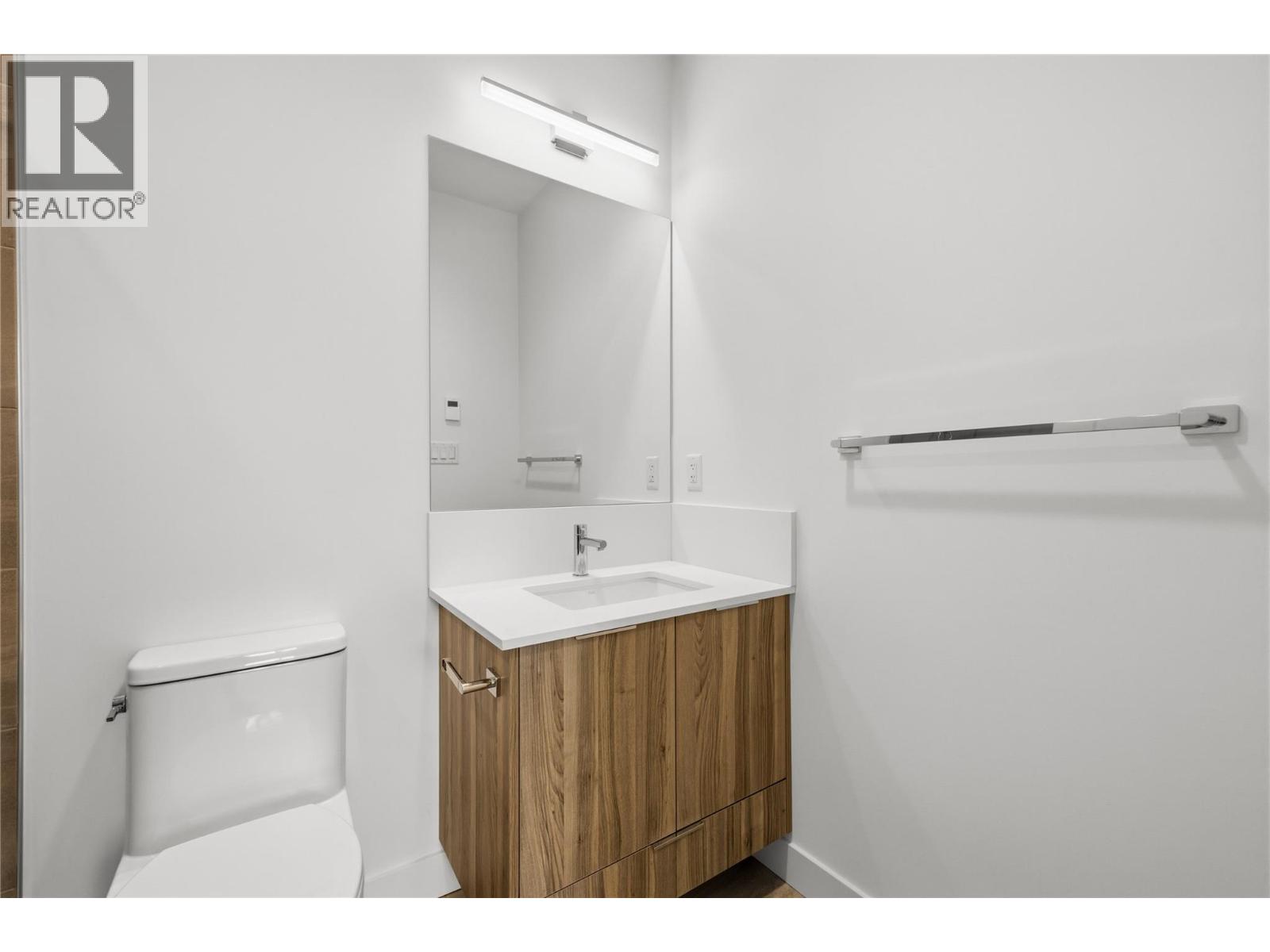 #415 270 Riverside Drive - 14