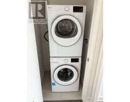 6803 - 448 Burnhamthorpe Road W, Mississauga, ON L5B0R4 Photo 9