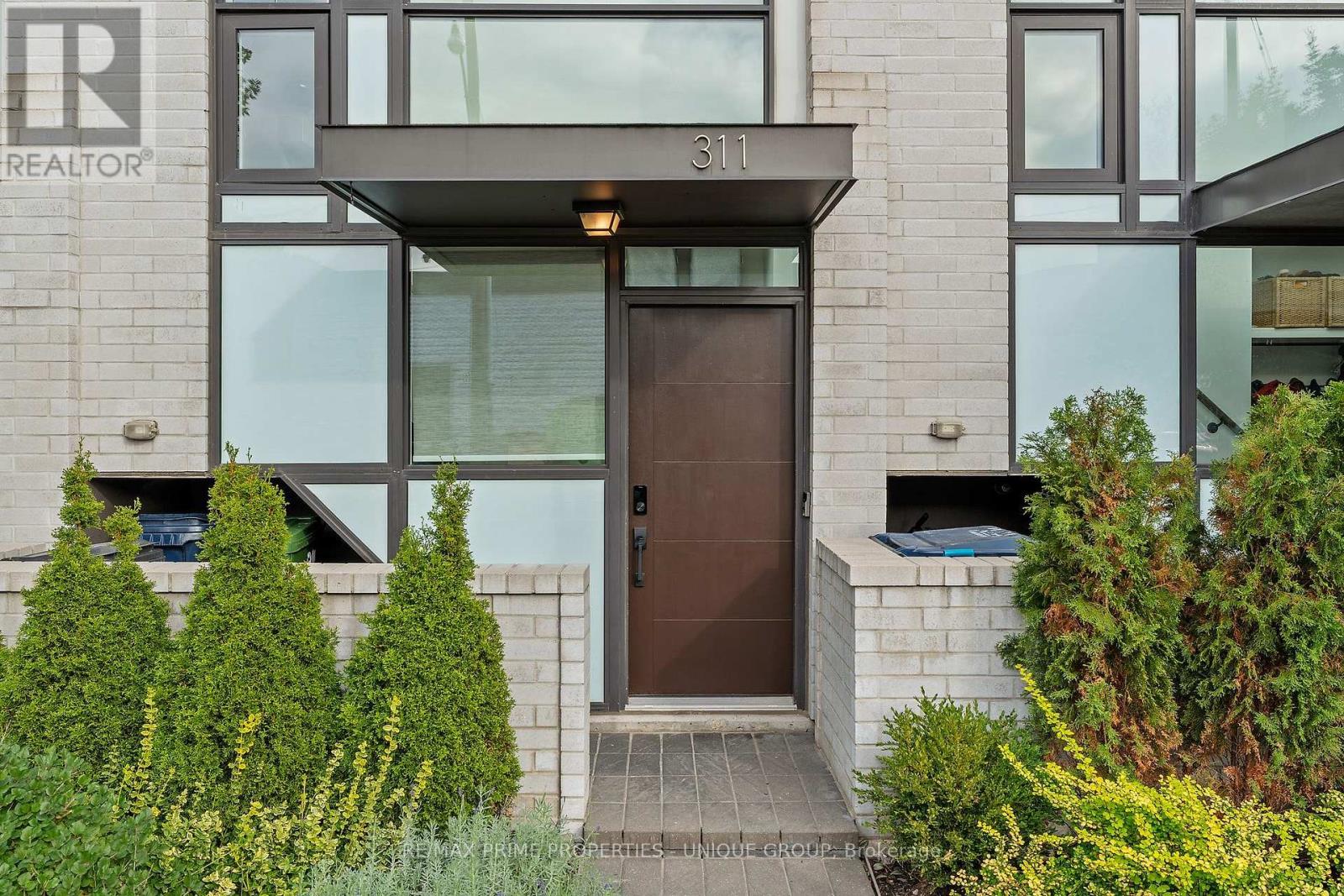 311 GILMOUR AVENUE - 2