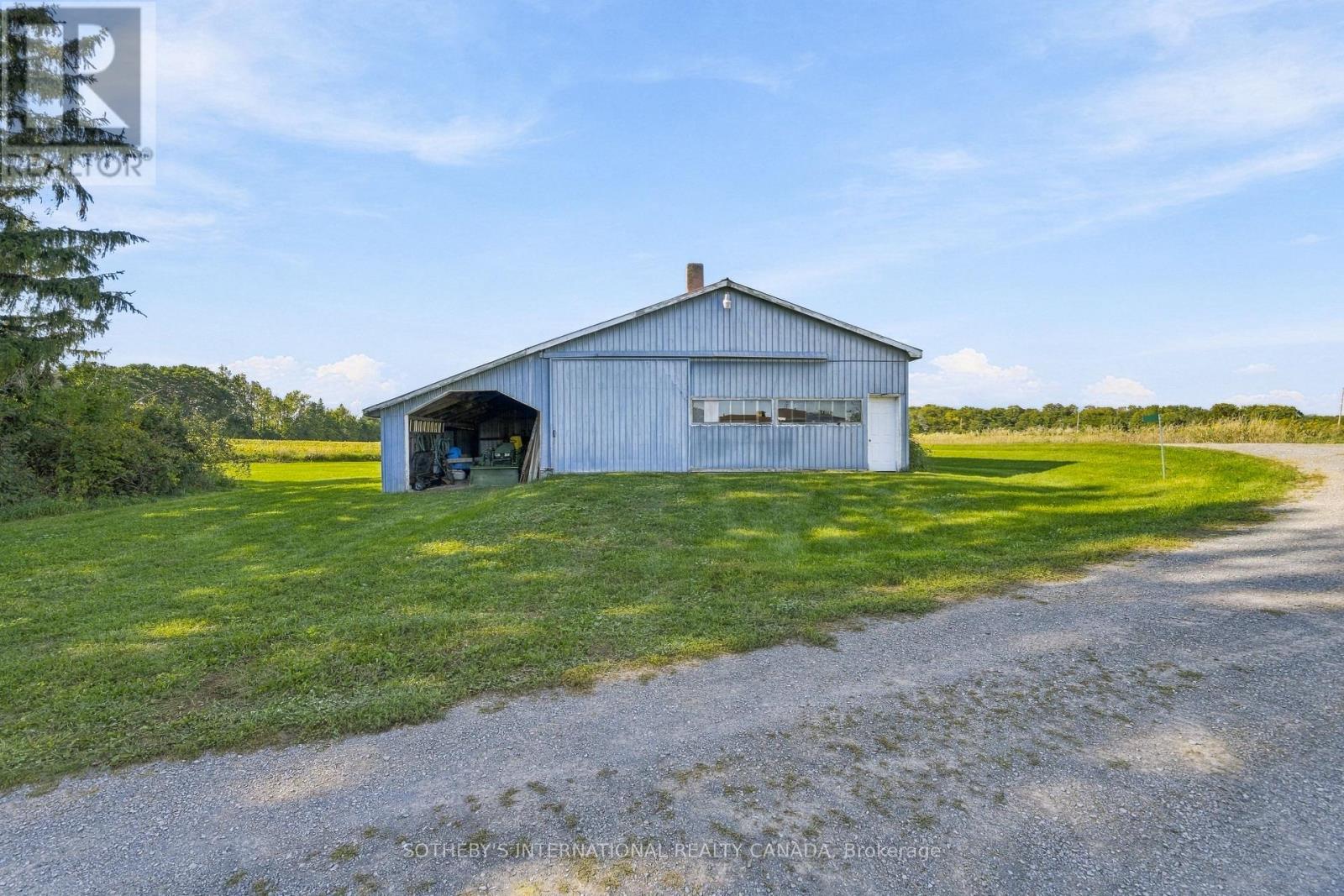 969-973 COUNTY ROAD 11 - 34