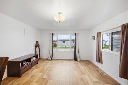 7 Trailer Court Road, New Bothwell, MB R0A1C0 Photo 12