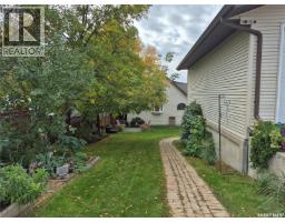 323 Currie Avenue, Round Lake, SK S0G5C0 Photo 52