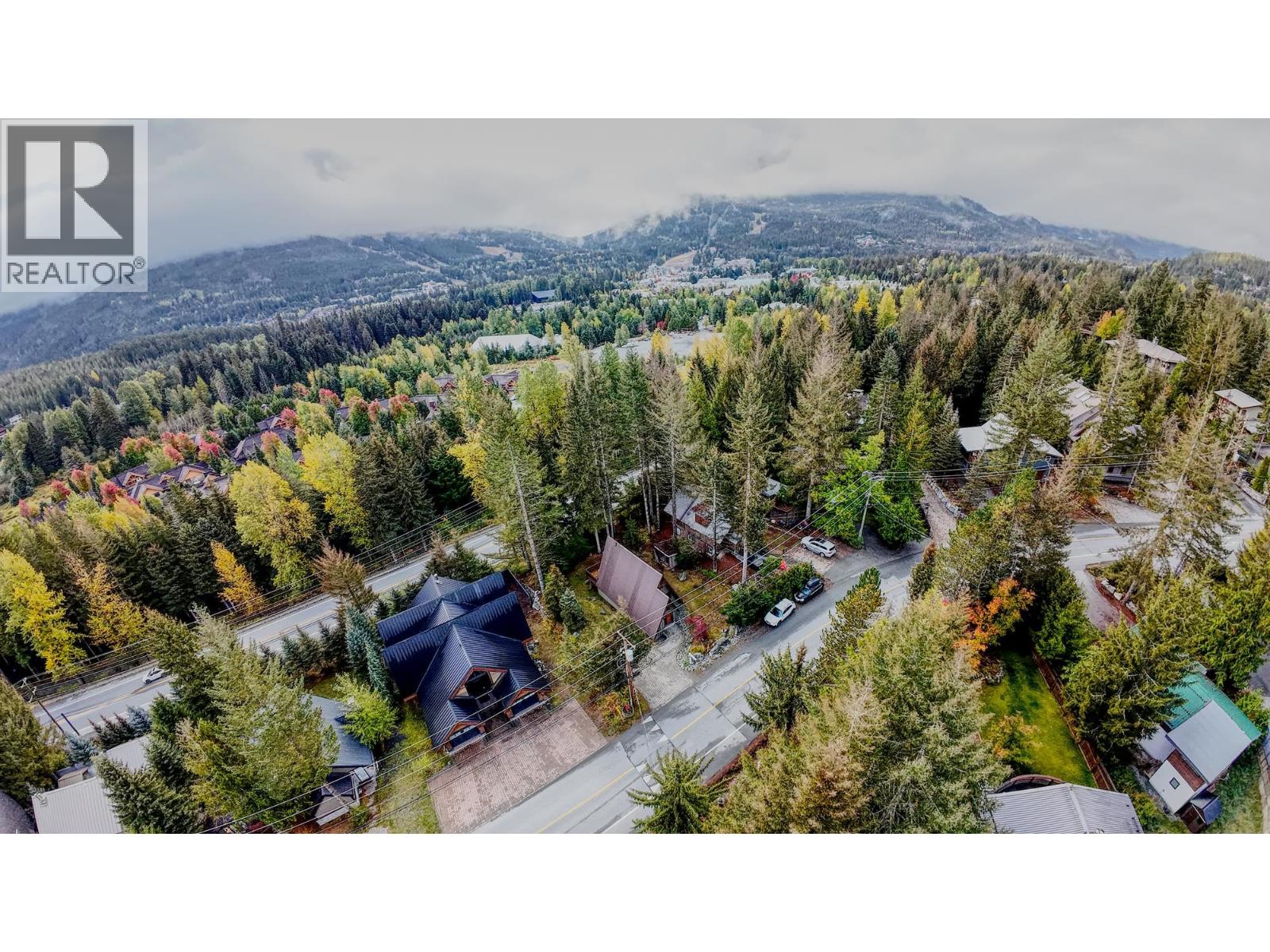 7102 NESTERS Road, Whistler, British Columbia, V8E0E2, Whistler, British Columbia — photo 1 of 5