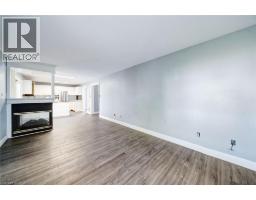 Family room - 1944 Applewood Avenue, Innisfil, ON L9S1W3 Photo 15