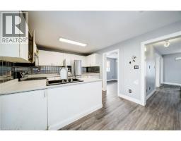 Kitchen - 1944 Applewood Avenue, Innisfil, ON L9S1W3 Photo 16