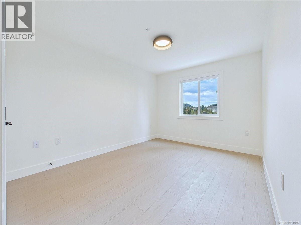 2111 Kingbird Dr - 46