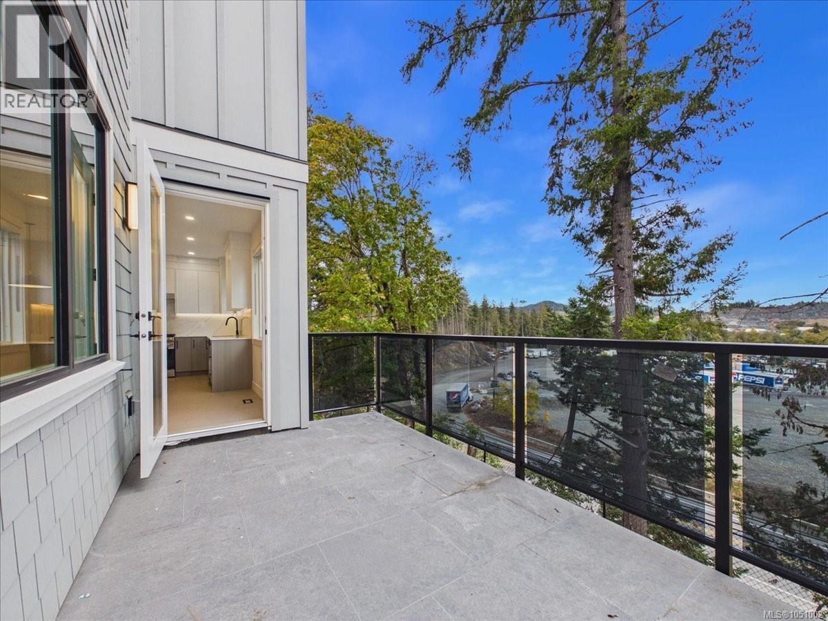 2111 Kingbird Dr - 30