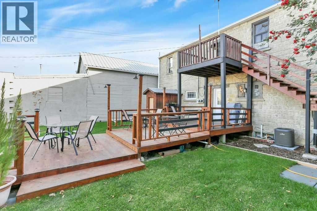 Listing photo – 5012 51 Avenue, Ponoka