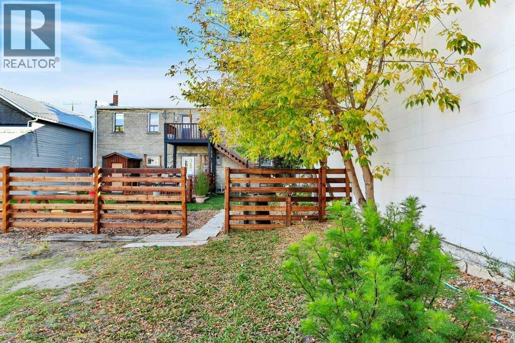 Listing photo – 5012 51 Avenue, Ponoka