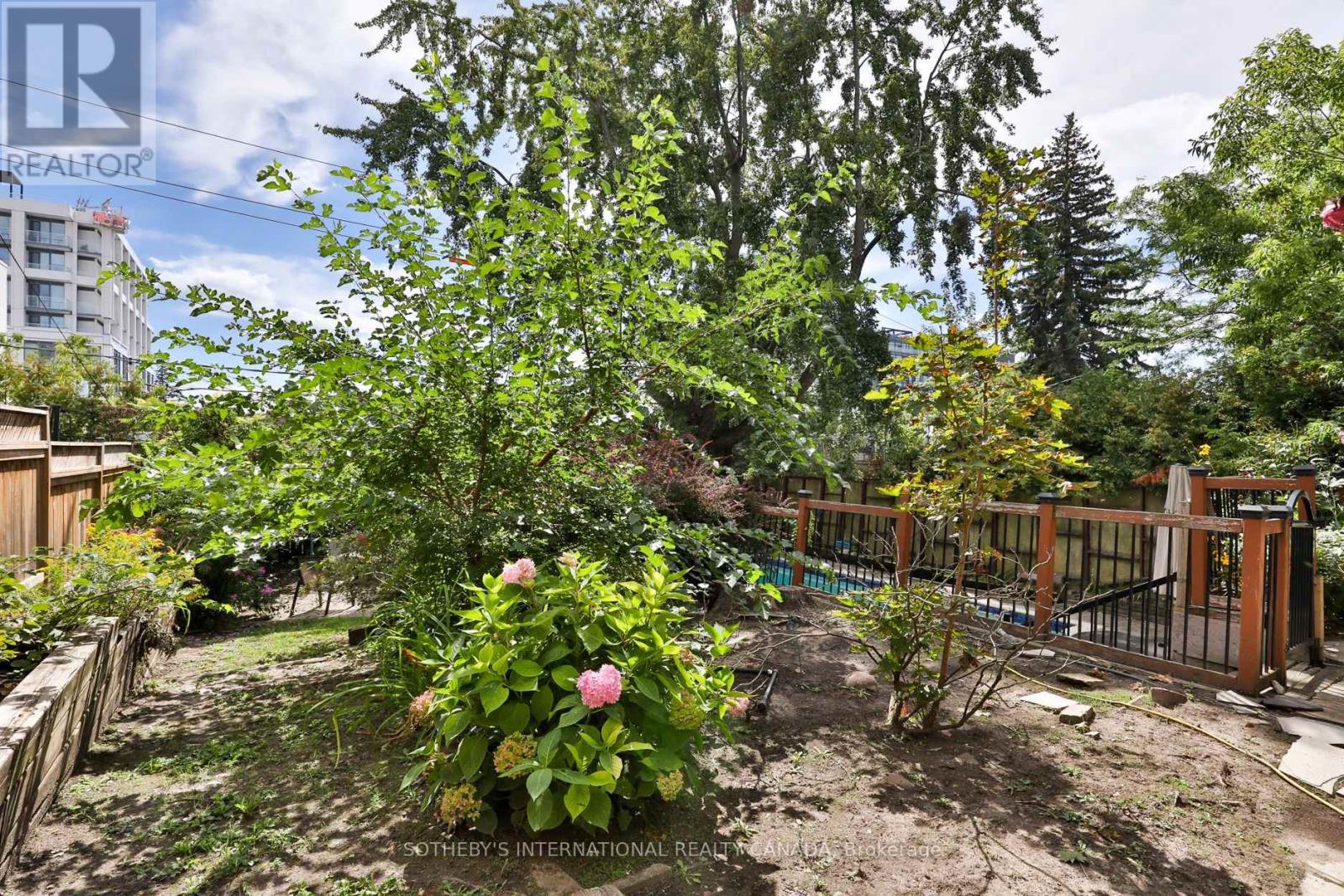 17 WEMBLEY ROAD, Toronto (Forest Hill North) — photo 9