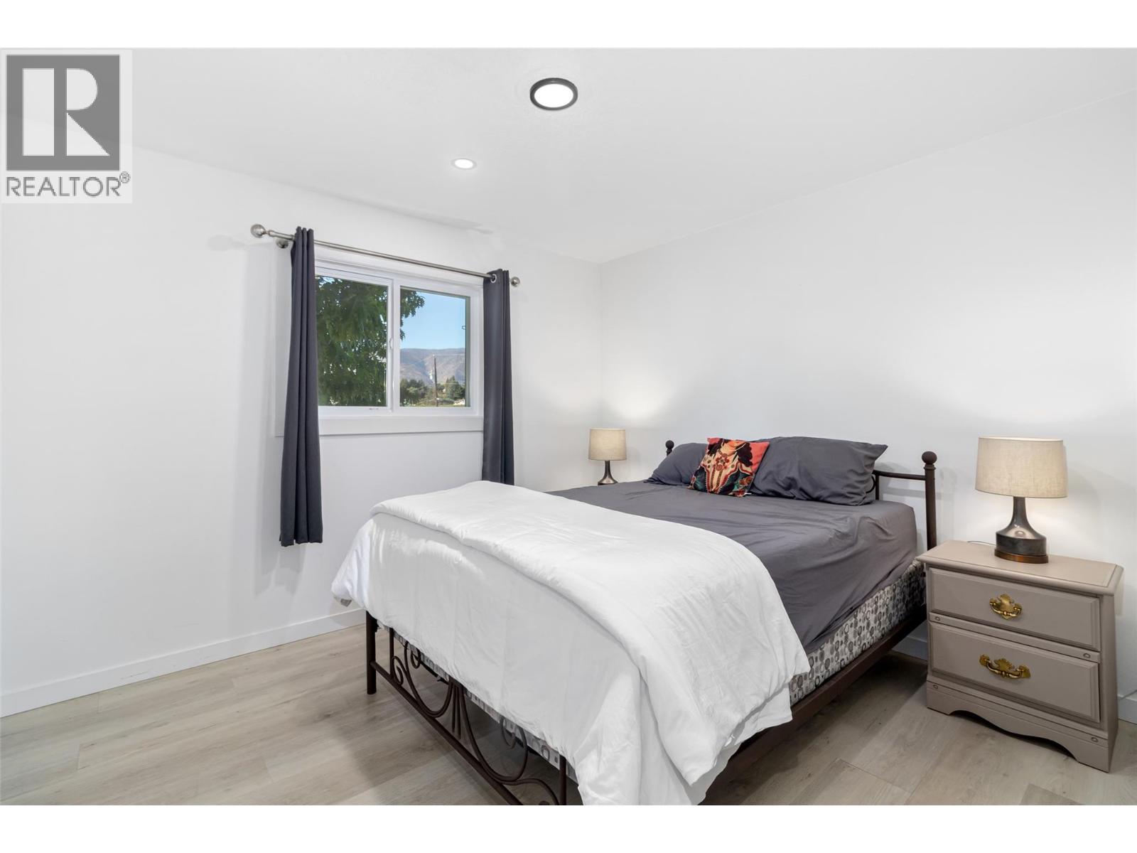 2618 Thacker Drive - 23