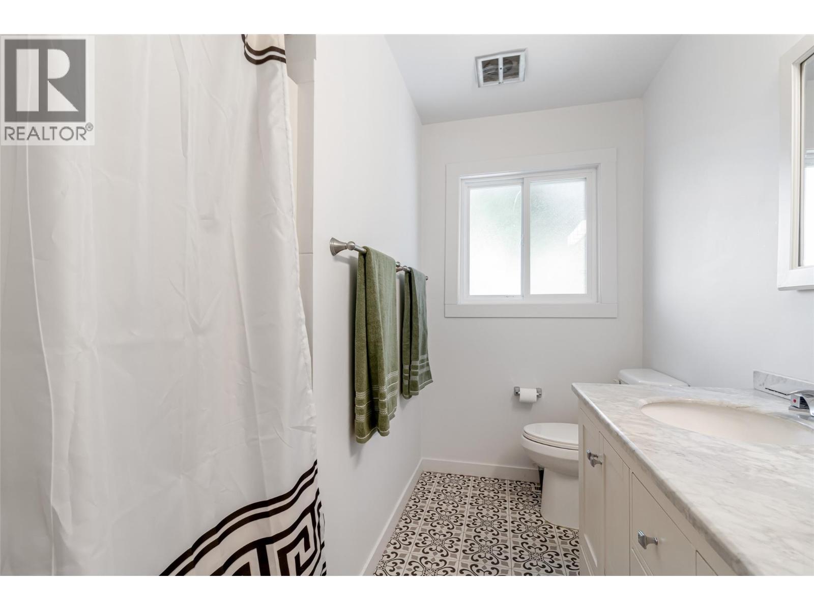 2618 Thacker Drive - 25