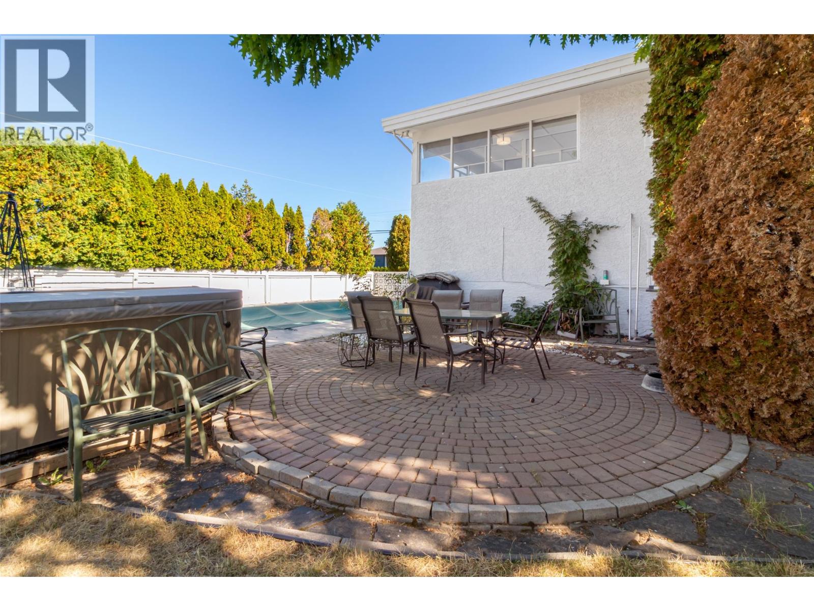 2618 Thacker Drive - Image 61