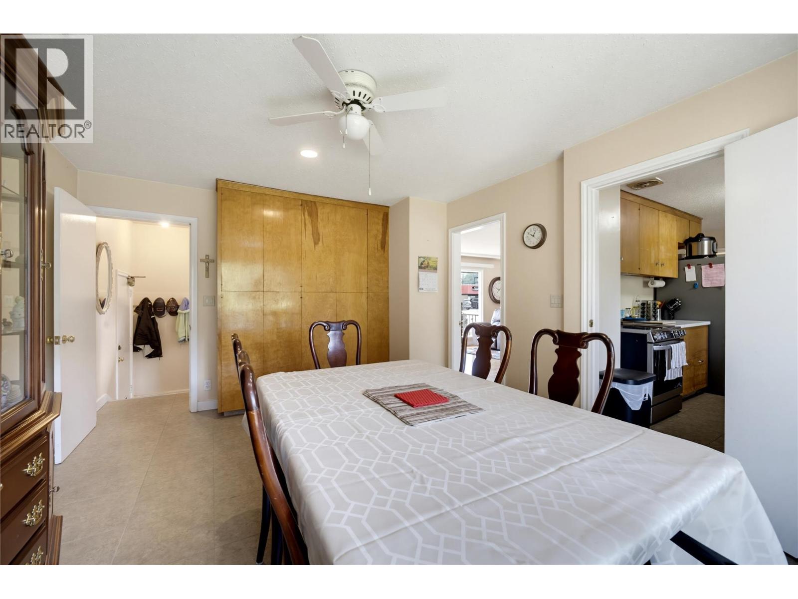 1230 Shuswap Avenue - 20