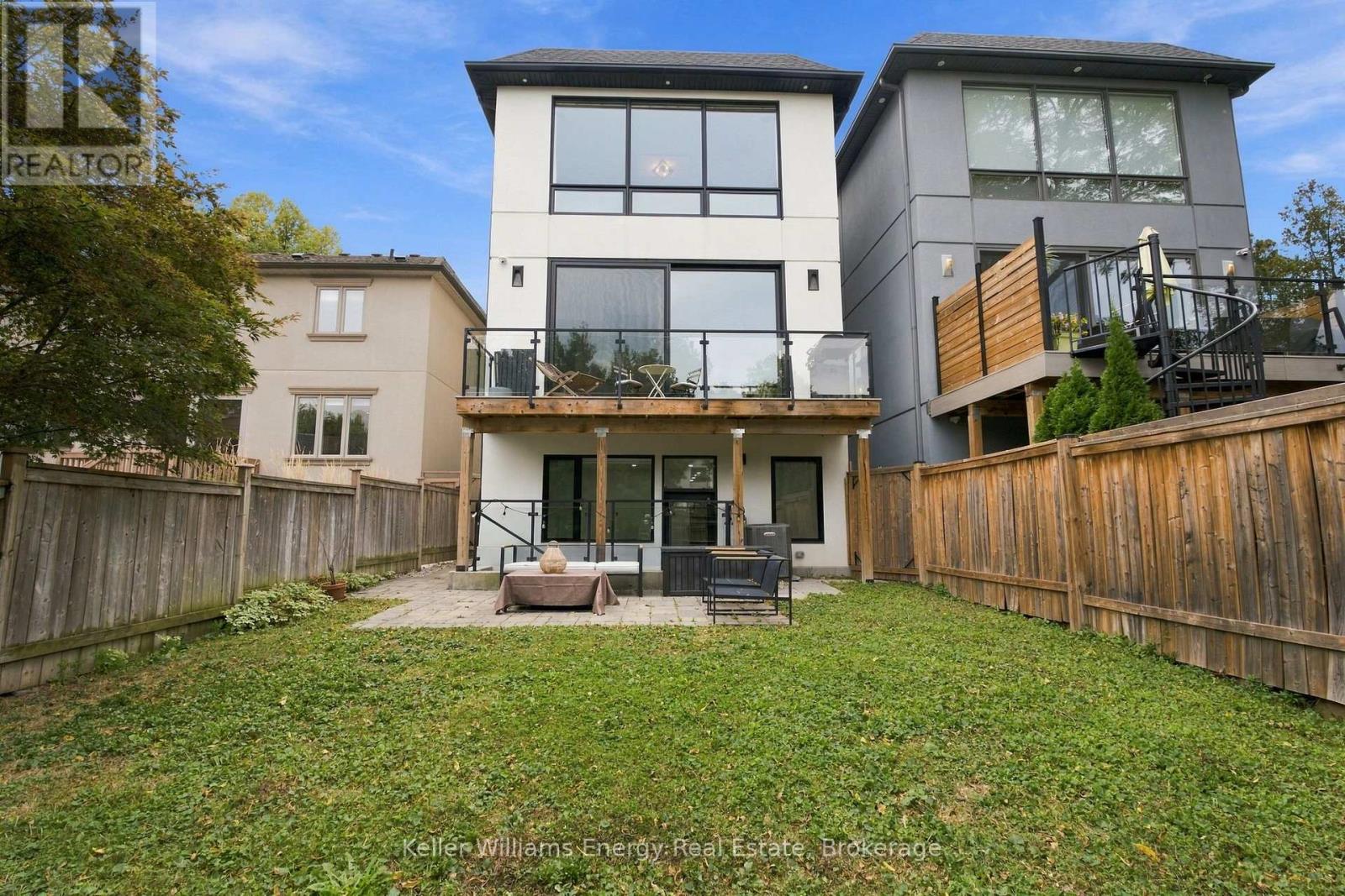 17 WALFORD ROAD - 40
