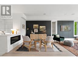 Bedroom 2 - 17 Walford Road, Toronto, ON M8X2P2 Photo 6