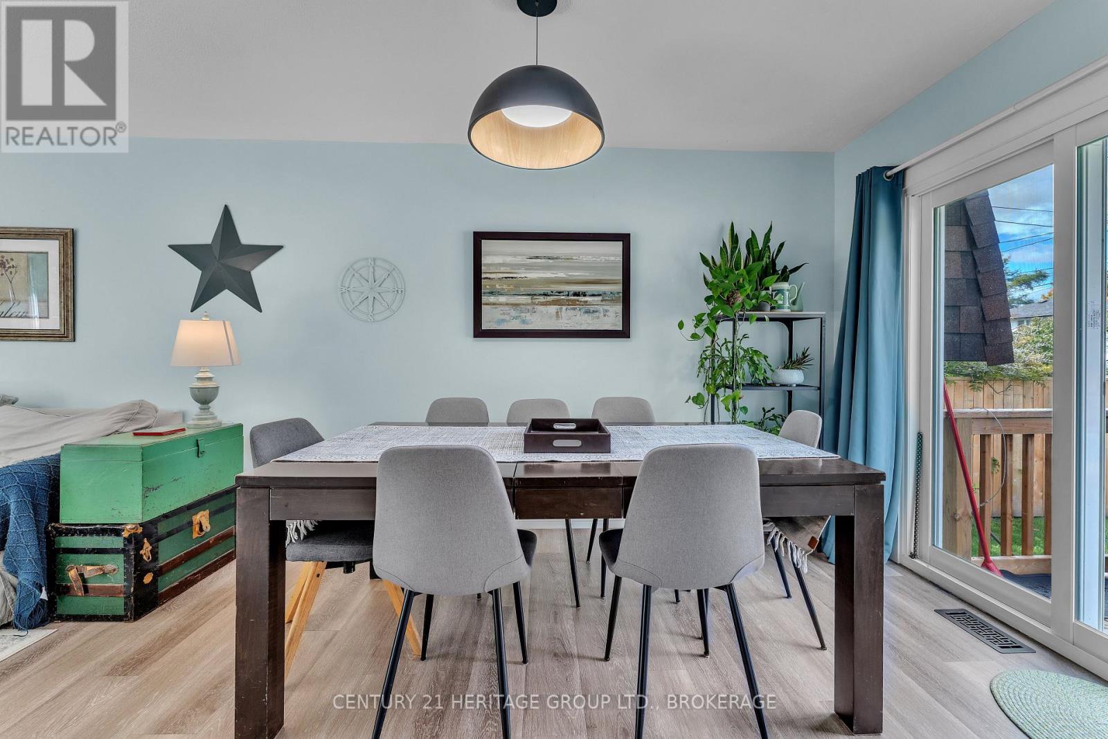 888 AUDEN PARK DRIVE - Image 17