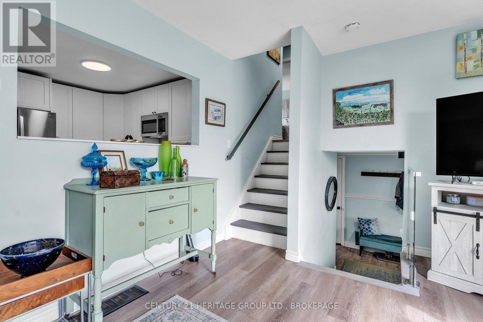 888 AUDEN PARK DRIVE - Image 18