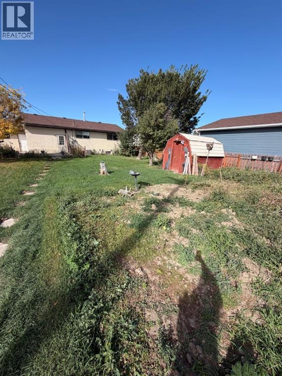 5409 57 Street - 30