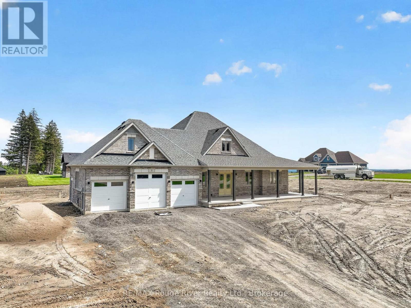 8 CAMERON COURT - 2