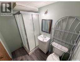 200 3rd Street E, Ponteix, SK S0N1Z0 Photo 44