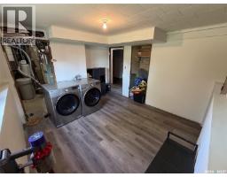 200 3rd Street E, Ponteix, SK S0N1Z0 Photo 49