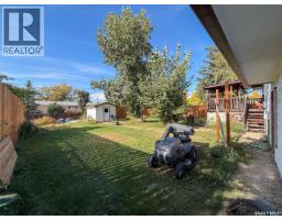 200 3rd Street E, Ponteix, SK S0N1Z0 Photo 60