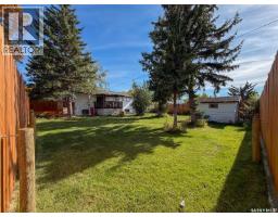 200 3rd Street E, Ponteix, SK S0N1Z0 Photo 65