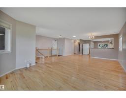 17532 Callingwood Rd Nw, Edmonton, AB T5T5P1 Photo 9