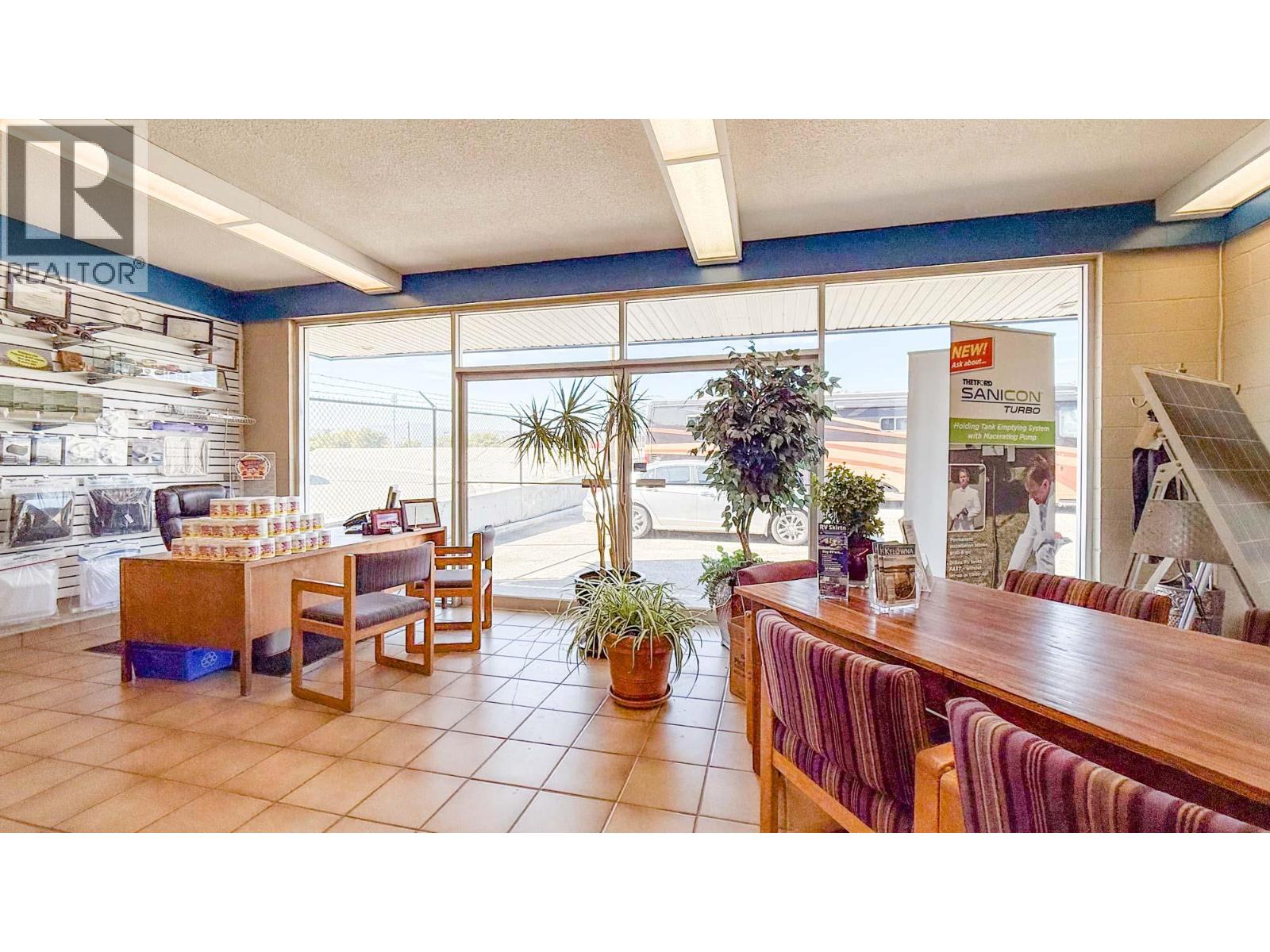  3837 97 Highway North, Kelowna