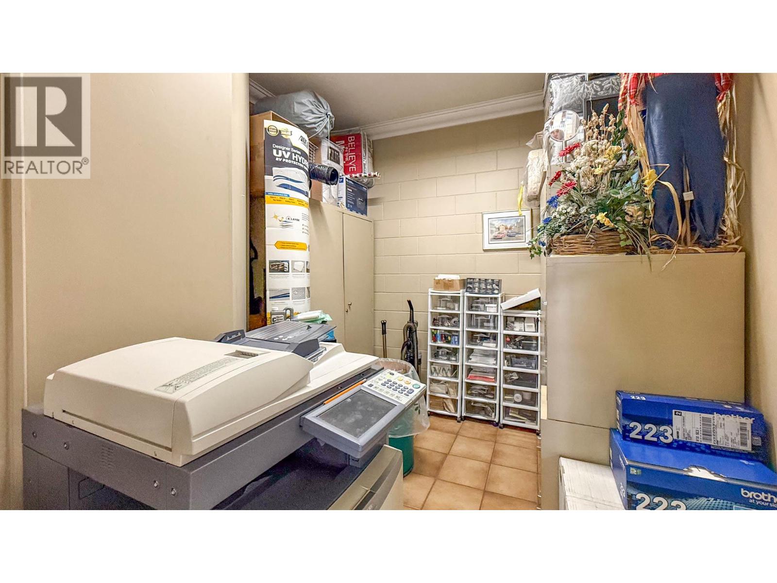  3837 97 Highway North, Kelowna