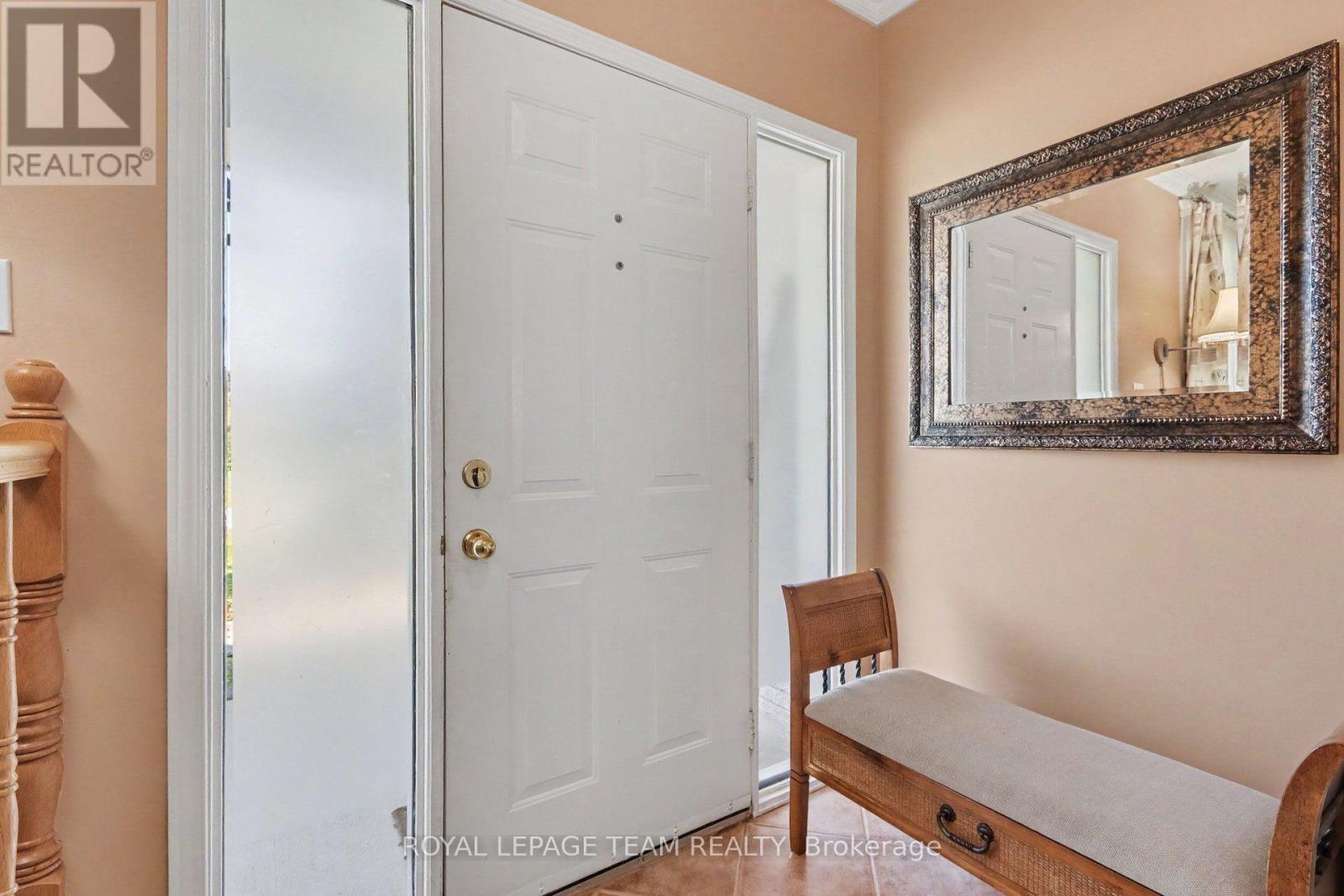 42 Colonel Drive, North Grenville, Ontario, K0G1J0, North Grenville, Ontario — photo 2 of 5
