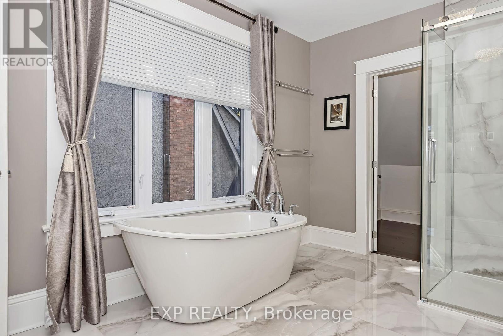 134 BROADWAY AVENUE - Image 21